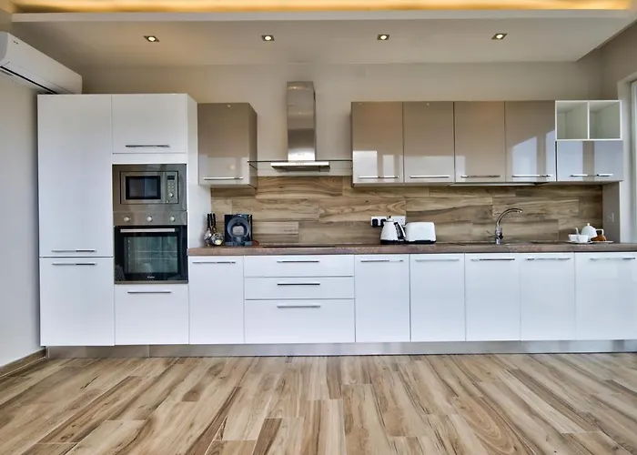 Dea - By Luxury Malta Villa *